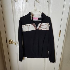 Black Pullover- Habit Outdoors